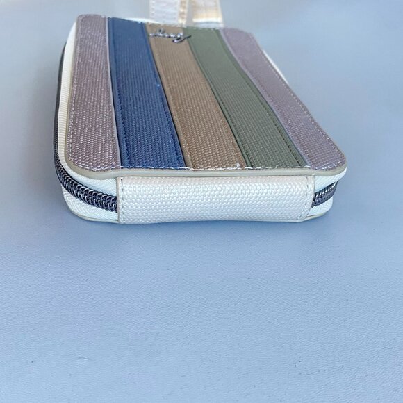 Lug Pike RFID Panelled Metallics Crossbody Bag - Picture 8 of 13